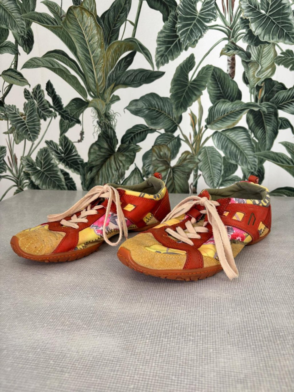 Diesel Schuhe 39 Orange, Gelb, Mehrfarbig