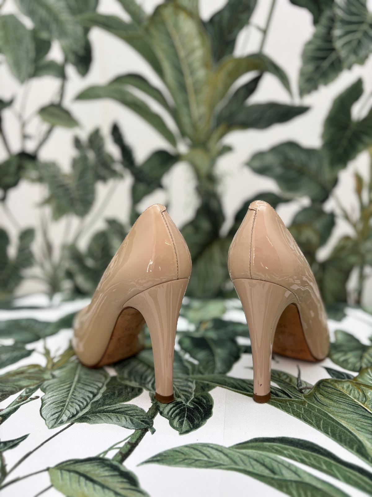 Unisa Schuhe 36 Beige