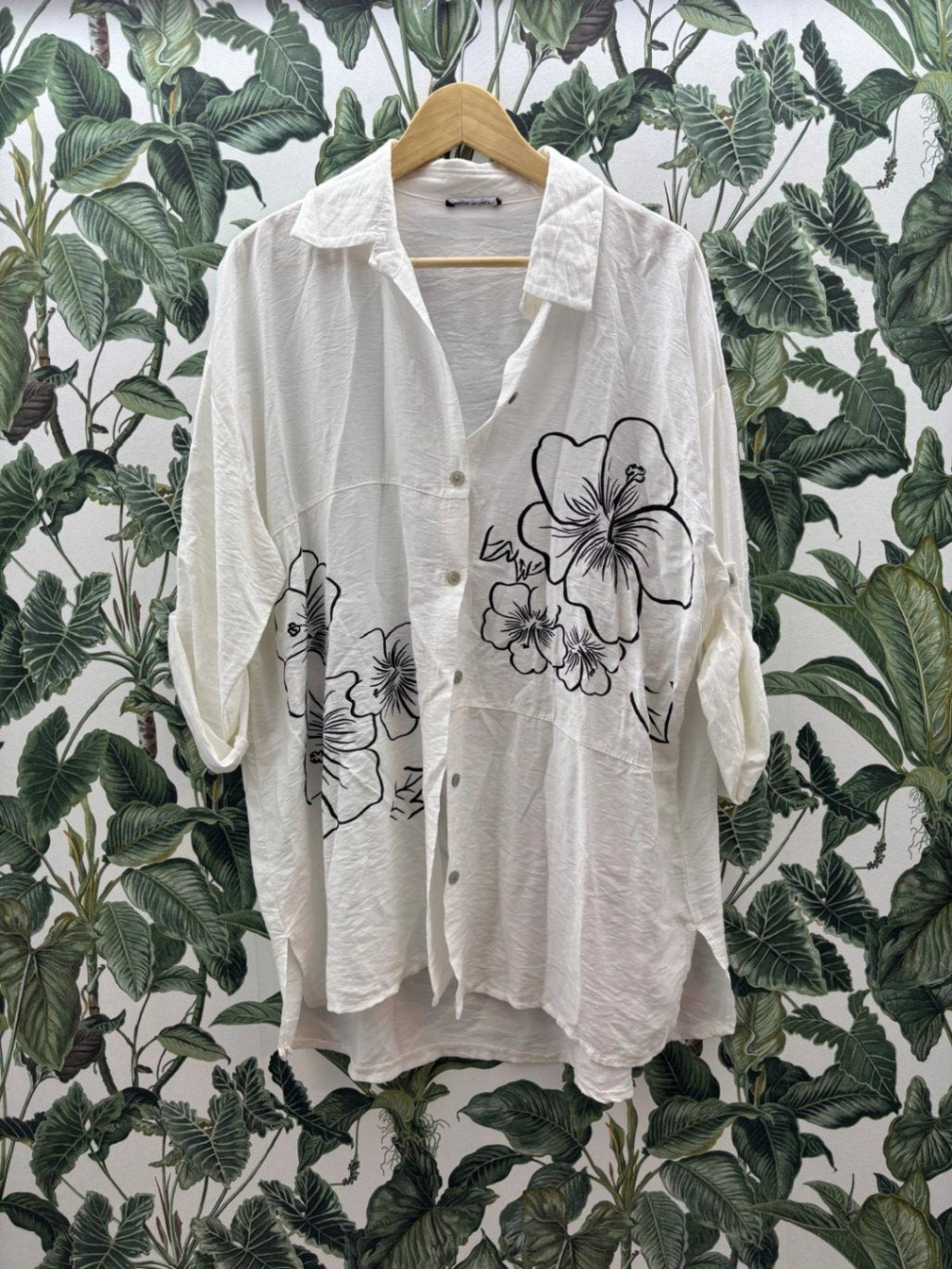 made in Italy Damen - Bluse XL Weiß mit schwarzer Blumenstickerei