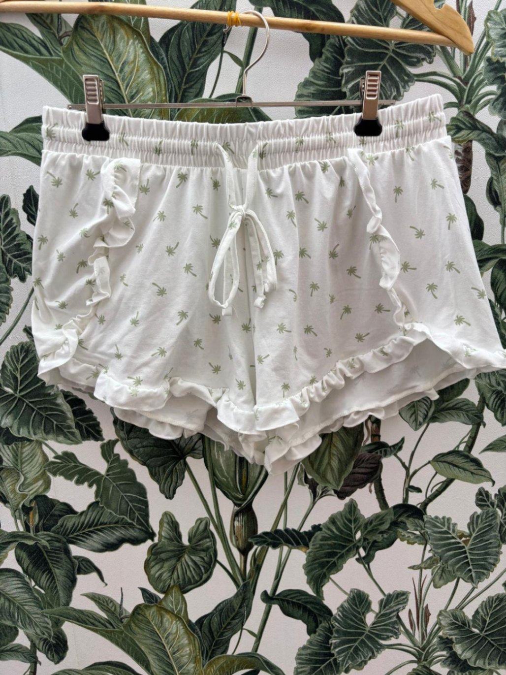 Sommerpyjama M-L Weiß mit grünen Mustern