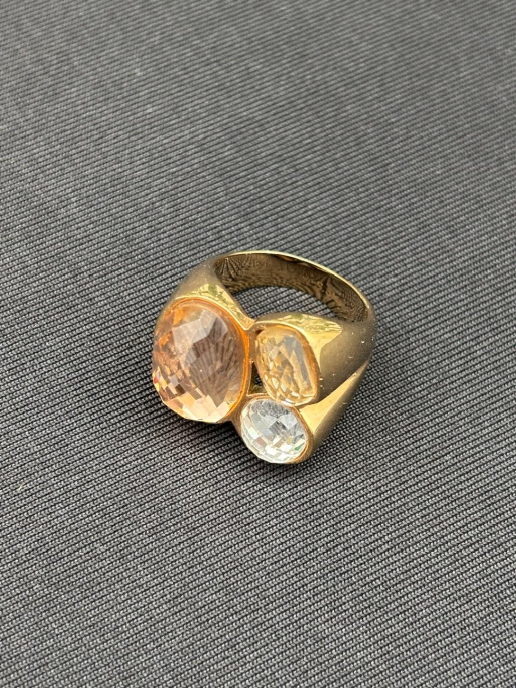 Pippa & Jean Ring 18 Gold