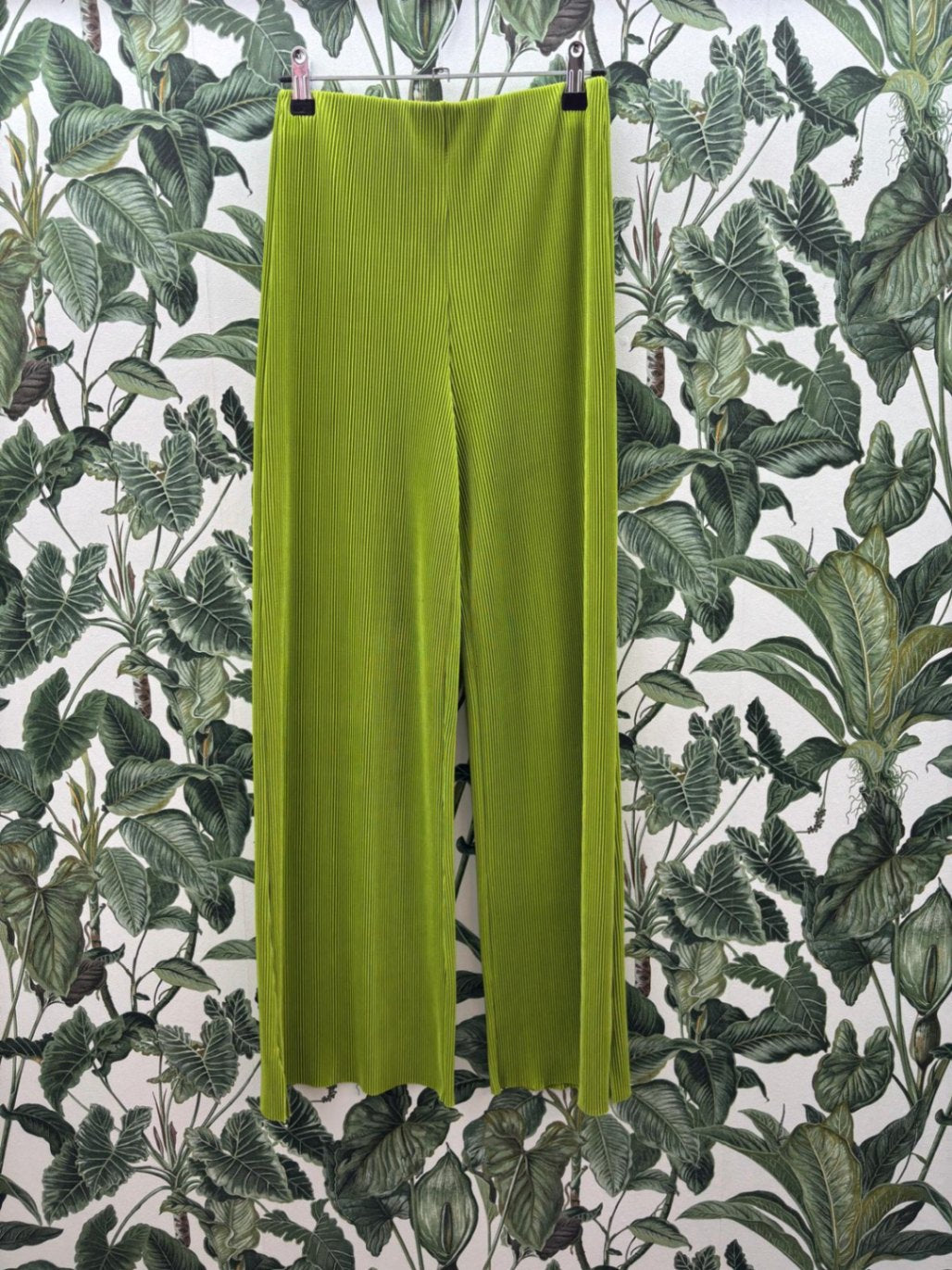 Bershka Sommerhose S Hellgrün