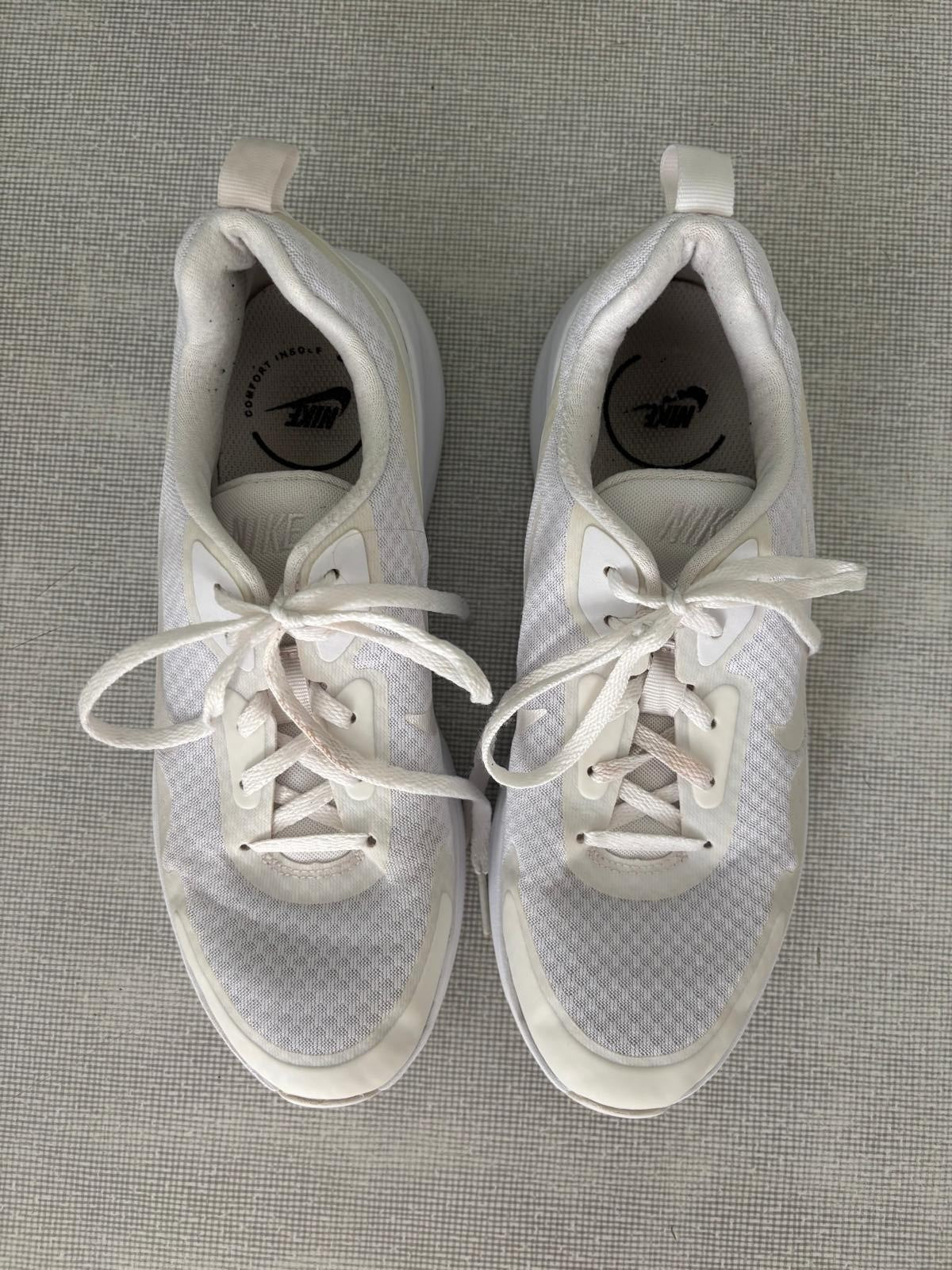 Nike Sneaker 39 Weiß