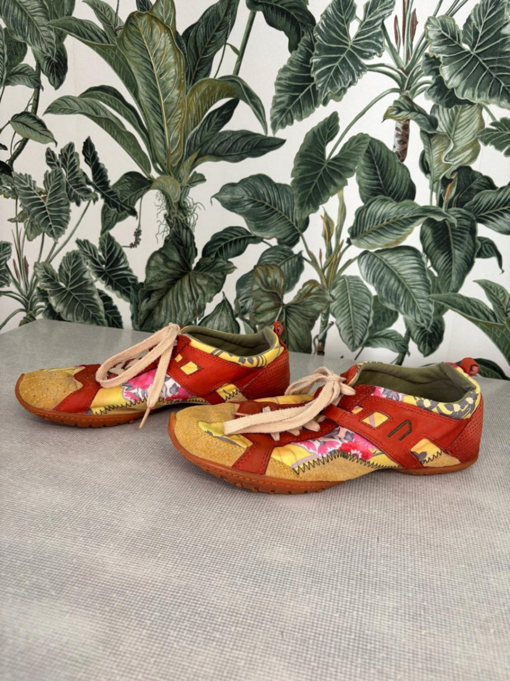 Diesel Schuhe 39 Orange, Gelb, Mehrfarbig