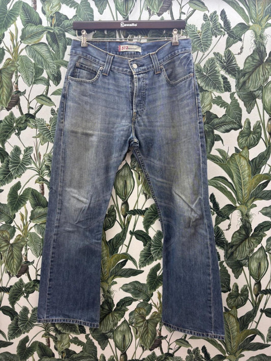 Levis 512 Bootcut Jeans W33-L32 Blau