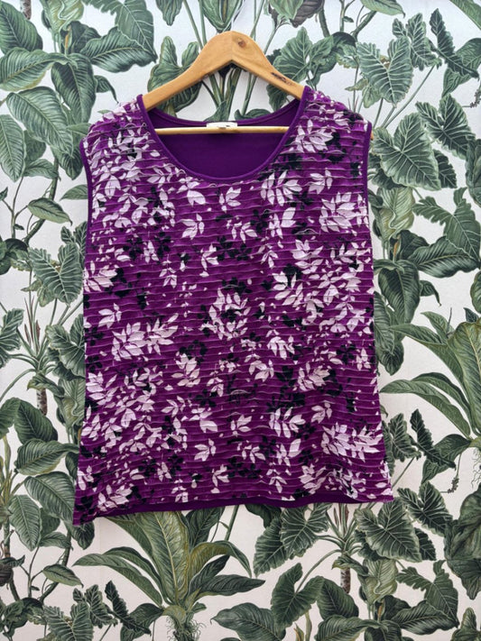 Vögele Top L Violett mit weißem und schwarzem Muster