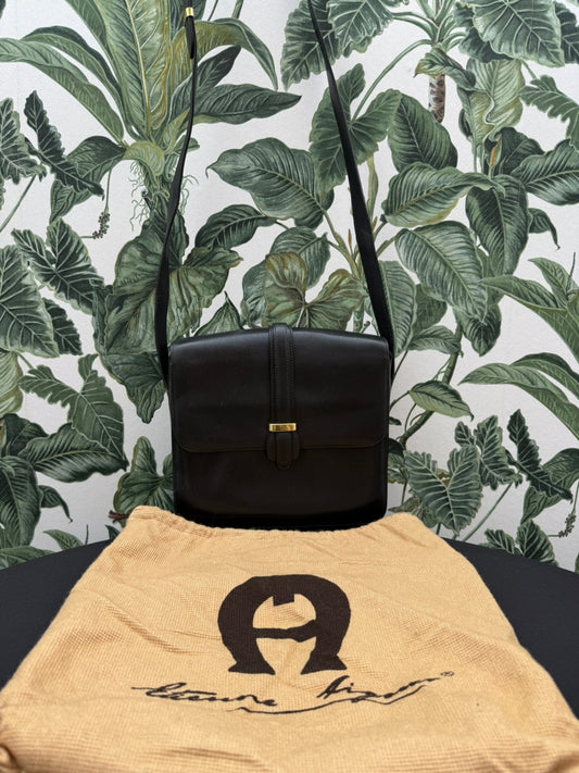 Etienne Aigner Handtasche Schwarz