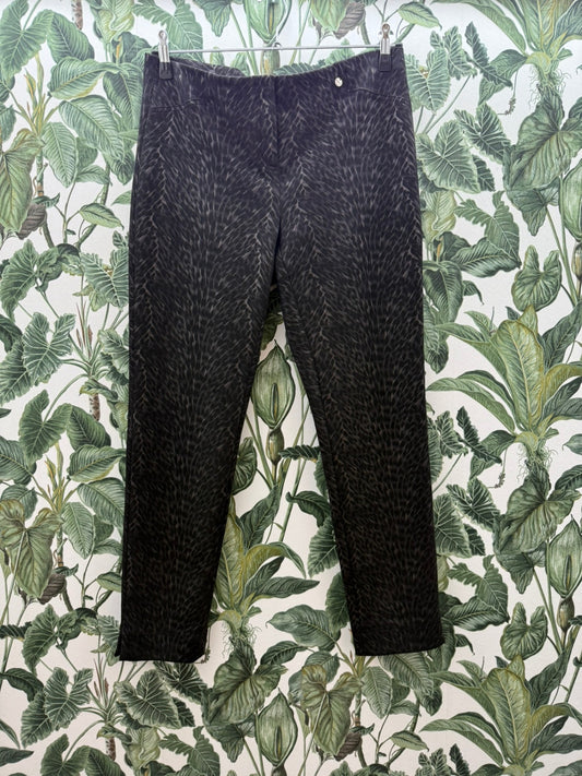 Robell Damen Hose 2XL Schwarz mit Leo-Print Muster