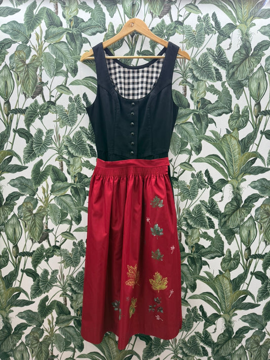 Dirndl XL Rot, Schwarz, Grün