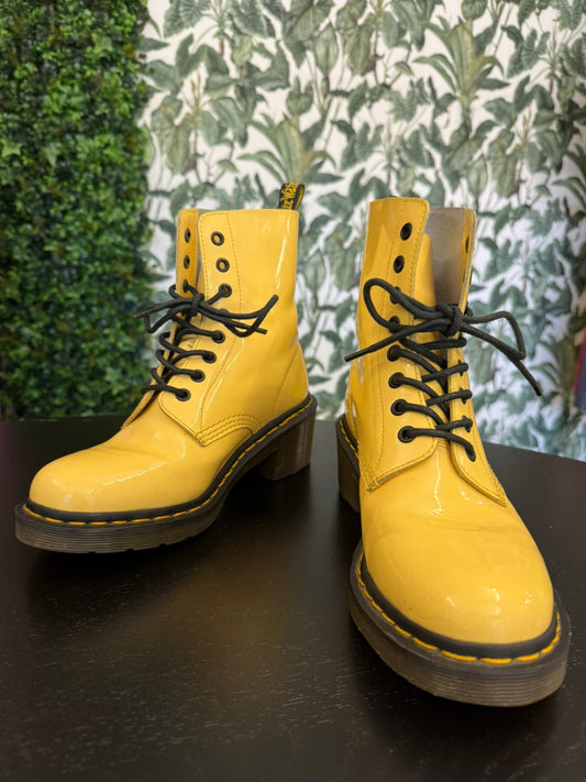 Dr. Martens Leder 39 Gelb