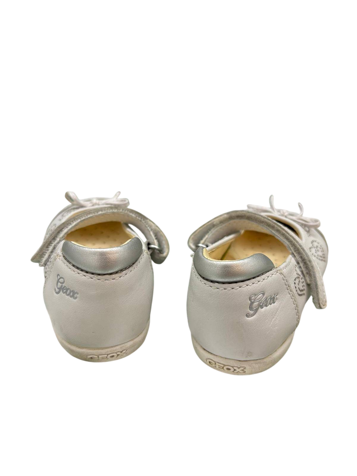 GEOX Schuhe 22 Elfenbein