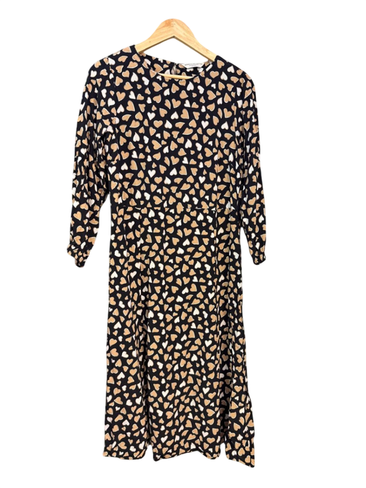 Kleid L Schwarz mit beigen und weißen Herzen
